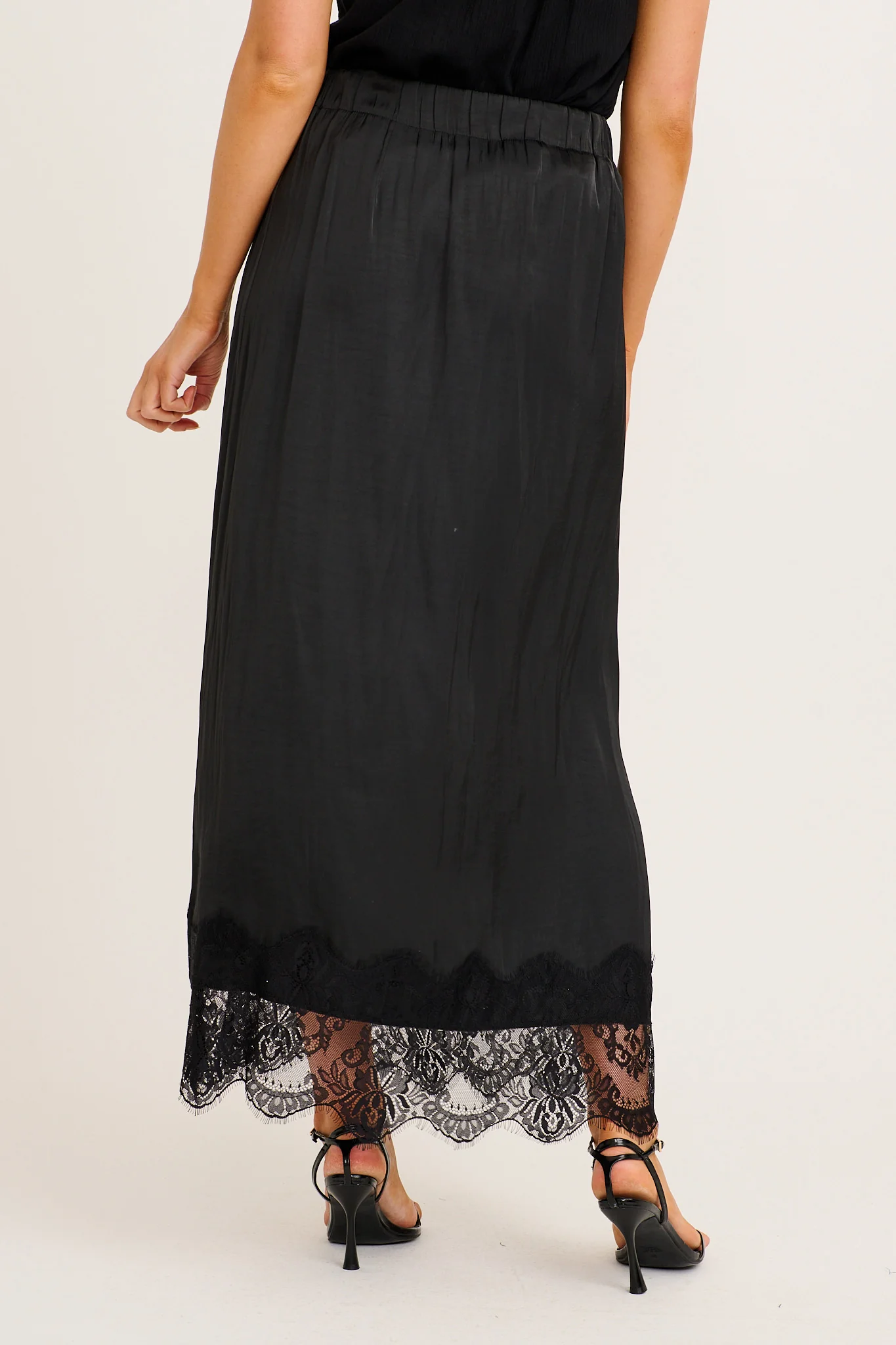 Best Yet Midi Skirt in Black Satin - Image 3